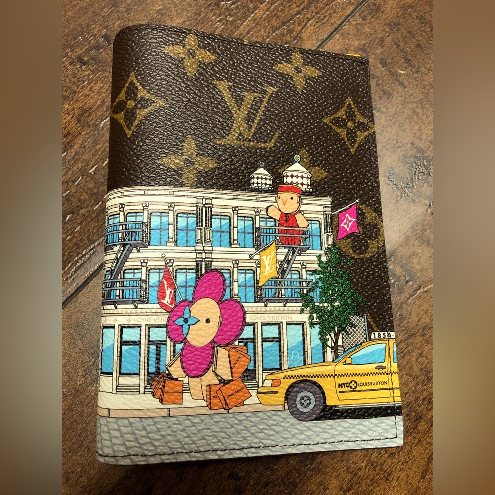 **SOLD**Louis Vuitton Passport Cover